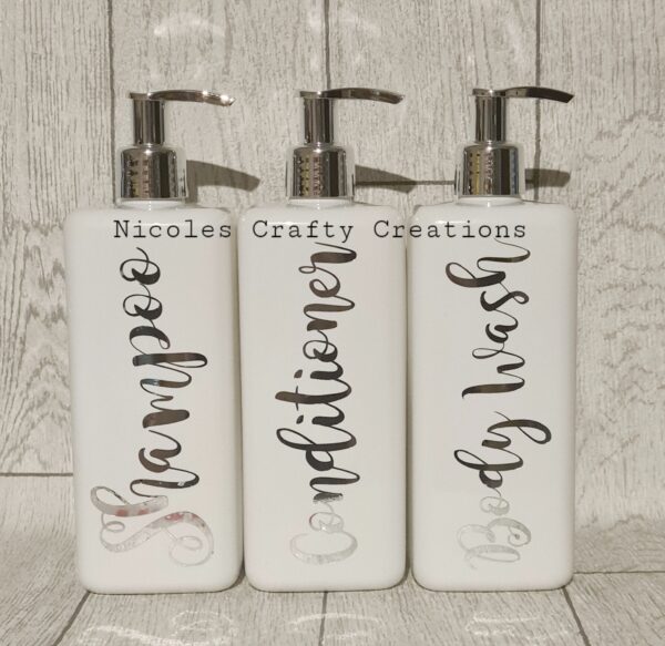 White square personalised bottles - Image 4